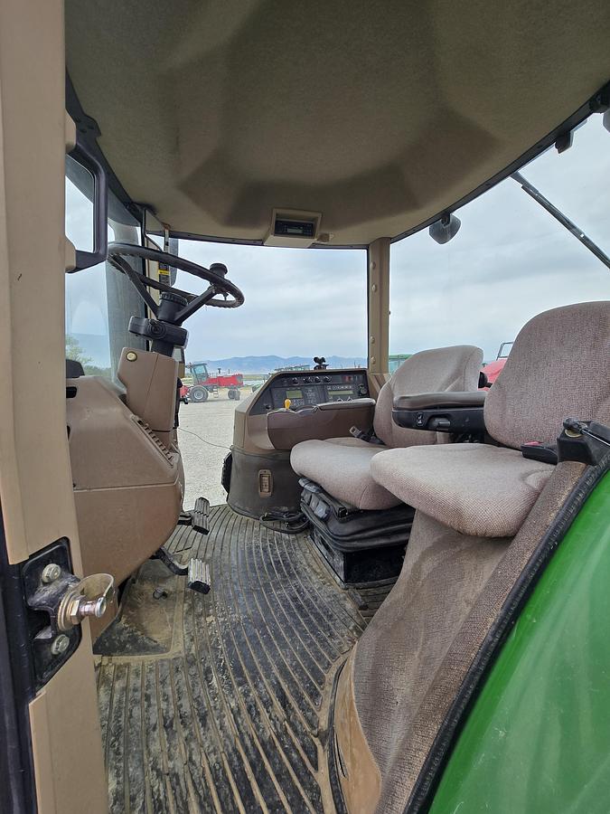 Used 2005 John Deere 8420 Tractor w/ 6000 hrs