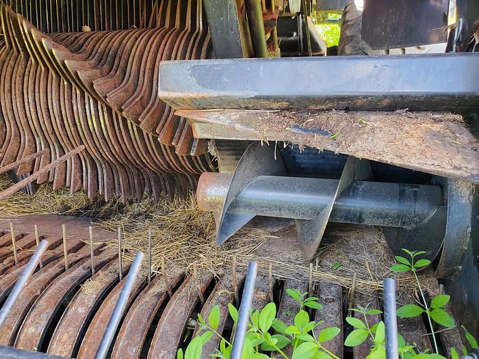 Used 2007 Case LBX432 3x4 Baler w/ Accumulator