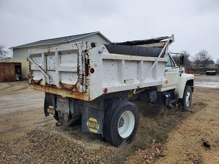 Used Ford F800 Dump Truck w/ Automatic Transmission