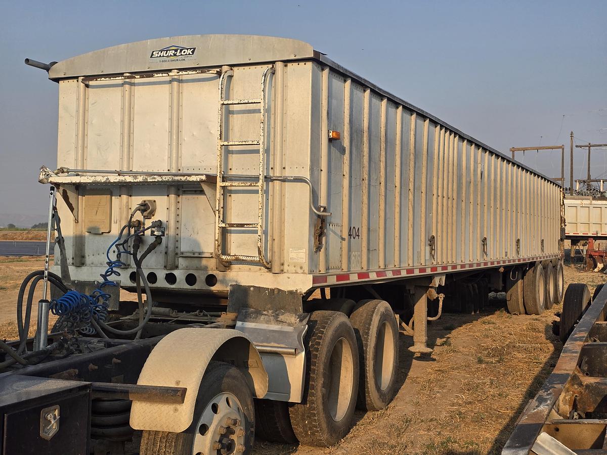 Used 49' Western Belt Trailer