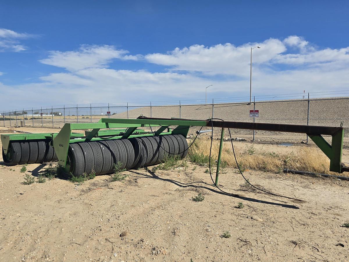 Used 31' Nyssa Machine Folding Rubber Tire Packer