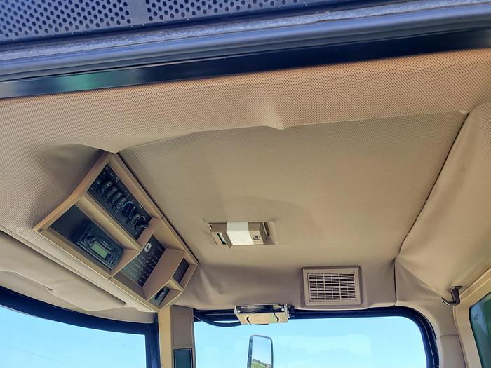 Used 2003 John Deere 9550 Combine w/ 2 Headers ** Superb Condition **