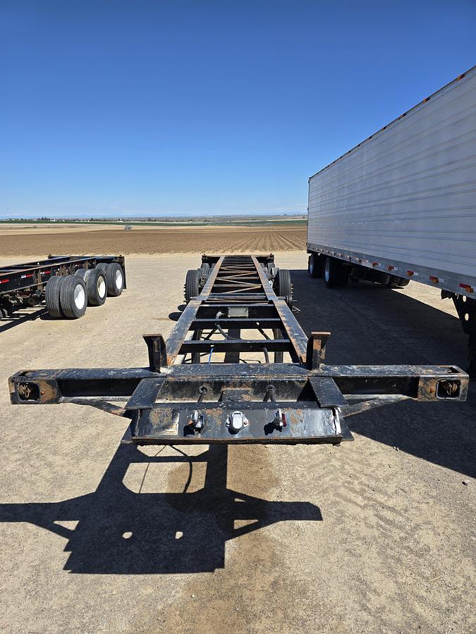 Used 40' Pratt Container / Chassis Trailer - 4 Axle