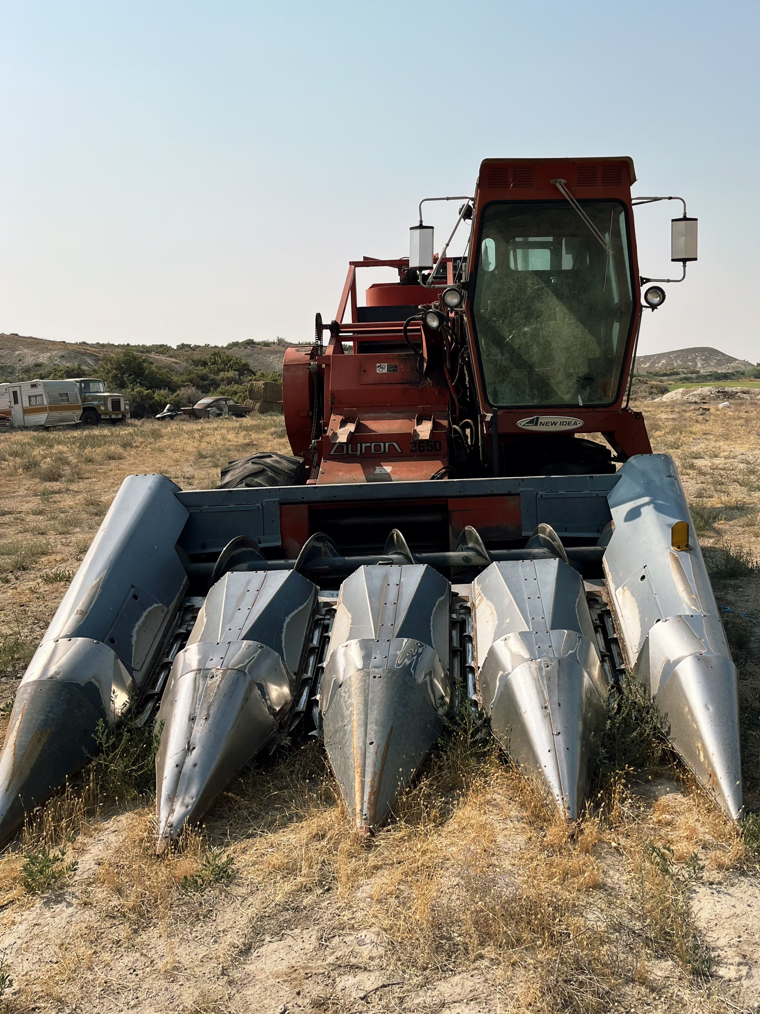 Used Byron 3650 Corn Picker