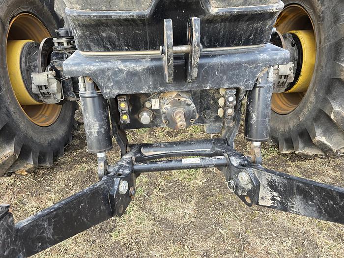 Used 2017 JCB Fastrac 8330 Tractor w/ 3800 hrs