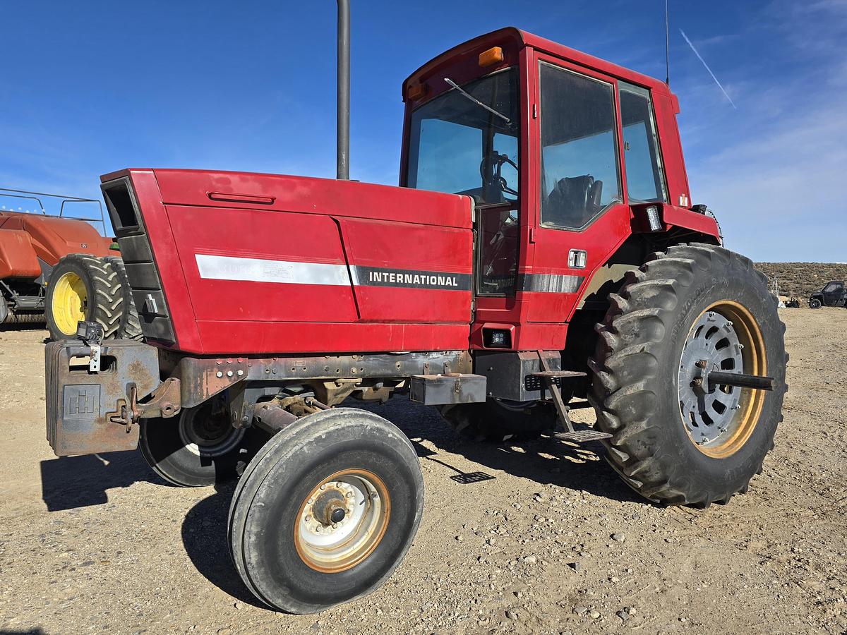 Used International 3088 Tractor