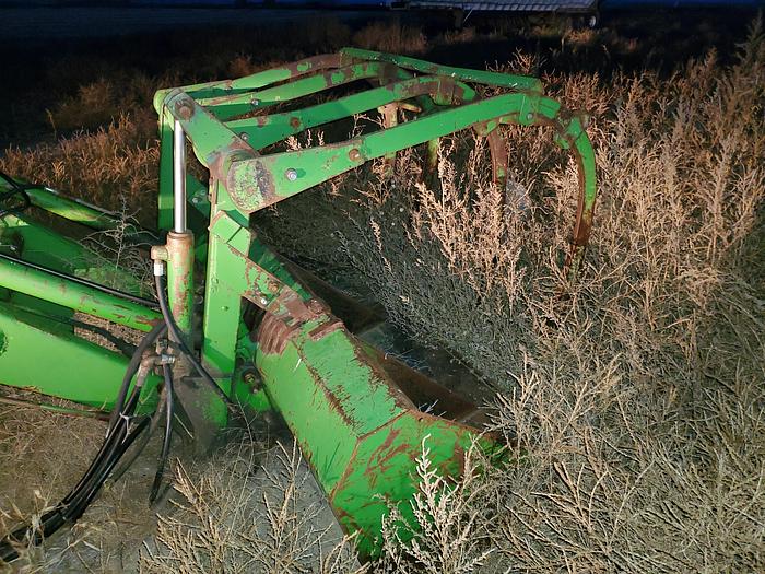 Used 1981 John Deere 4440 Tractor w/ Loader