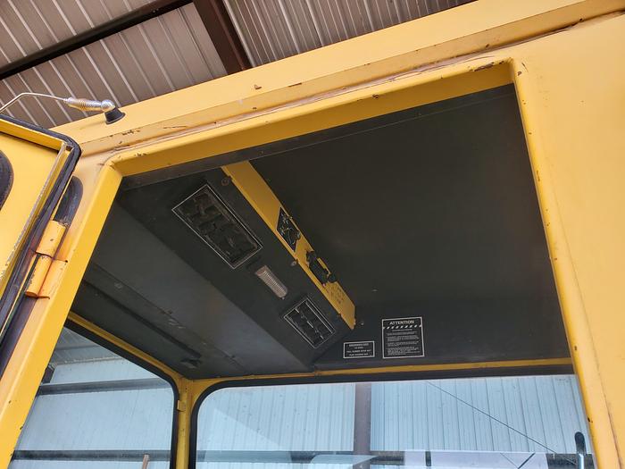 Used New Holland 1085 Balewagon w/ 4k hrs