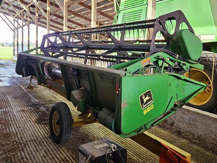 Used 1990 John Deere 9400 Combine w/ Grain Header