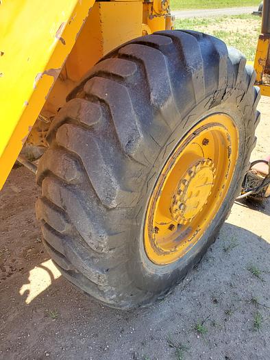 Used 1993 LiftKing 10R 6200 Telehandler