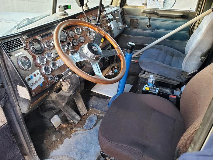 Used 1990 Peterbilt 379 Dump Truck