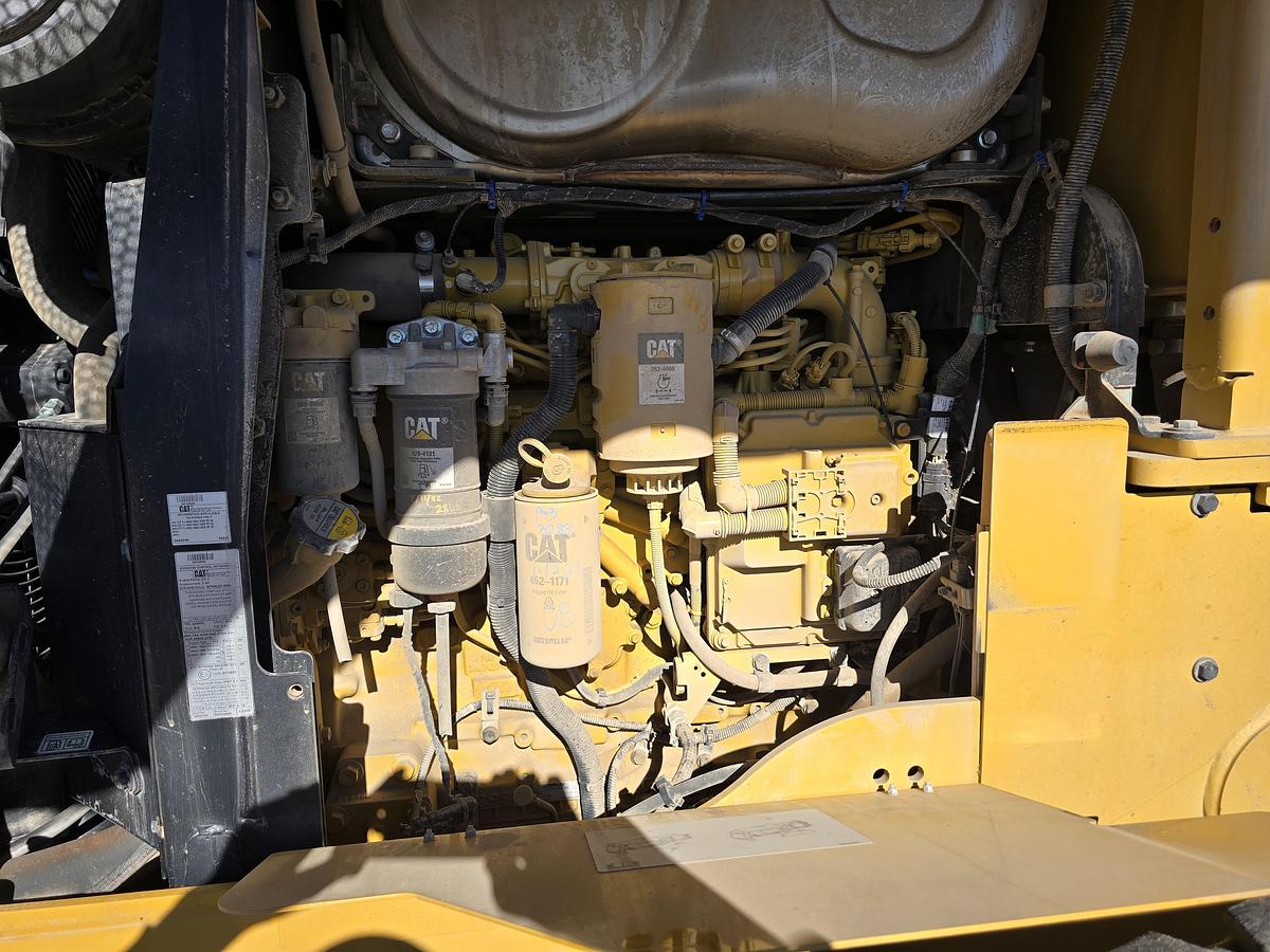 Used Caterpillar 938M Wheel Loader w/ 3700 hrs + Hyd Coupler