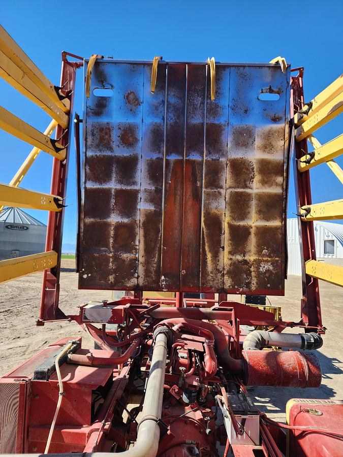 Used 2000 New Holland 1095 Balewagon w/ 3300 hrs