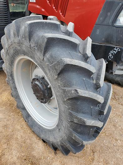 Used 2014 Case Maxxum 115 Tractor w/ 900 hrs