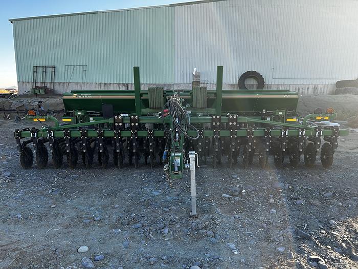 Used 2022 Great Plains 20' Grain Drill and No-Till Caddy ** 6" spacing**