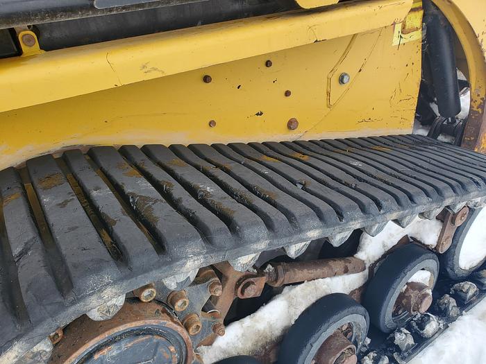 Used 2012 Cat 247B3 Skid Steer w/ 3000 hrs