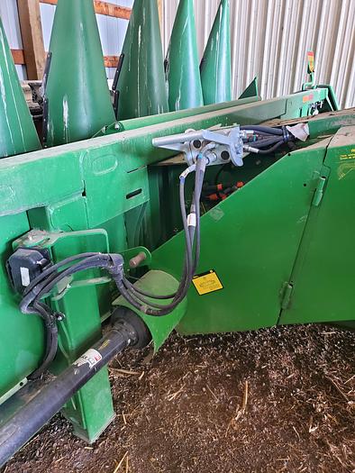Used 2002 John Deere 9750STS Combine