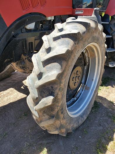 Used 2009 Case Magnum 275 Tractor