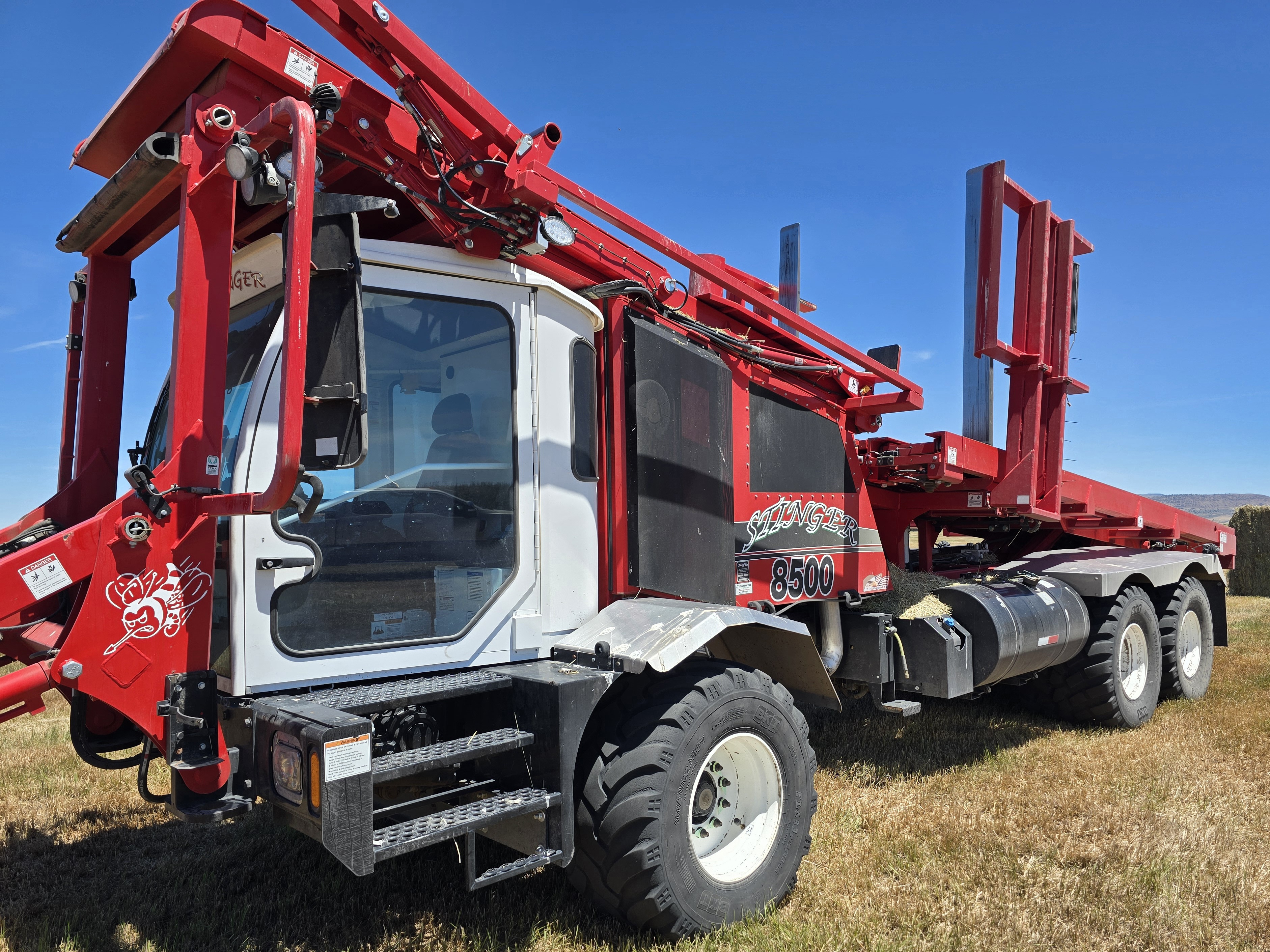 Used 2024 Stinger 8500 Bale Stacker w/ 52k Bales