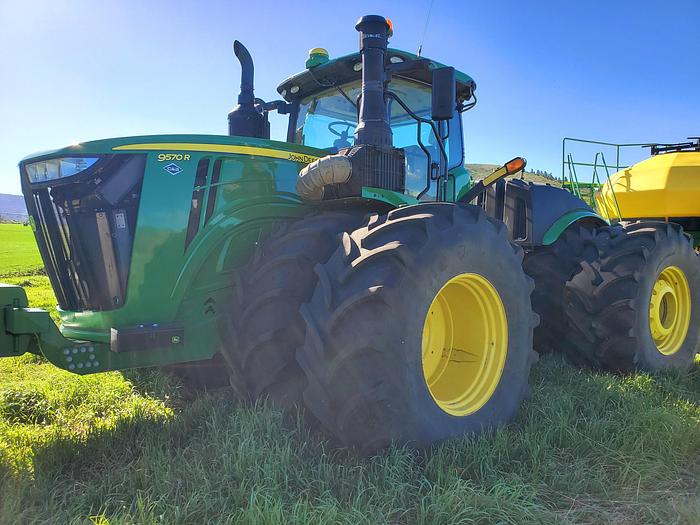 Used 2022 John Deere 9570R Tractor w/ PTO - 1100 hrs