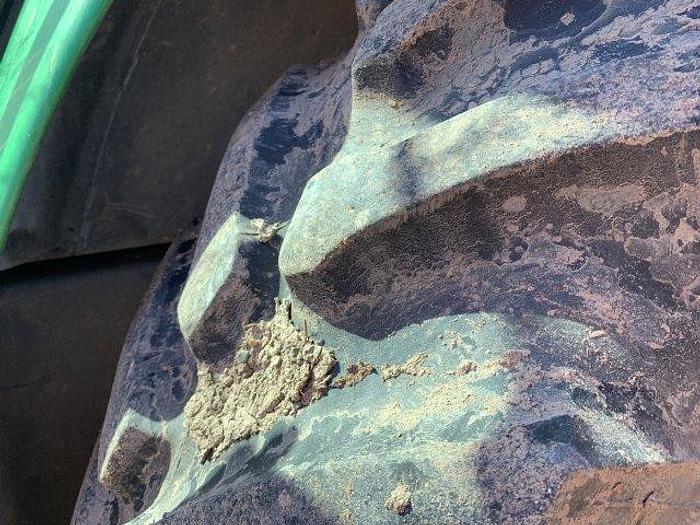 Used John Deere 7330 Premium