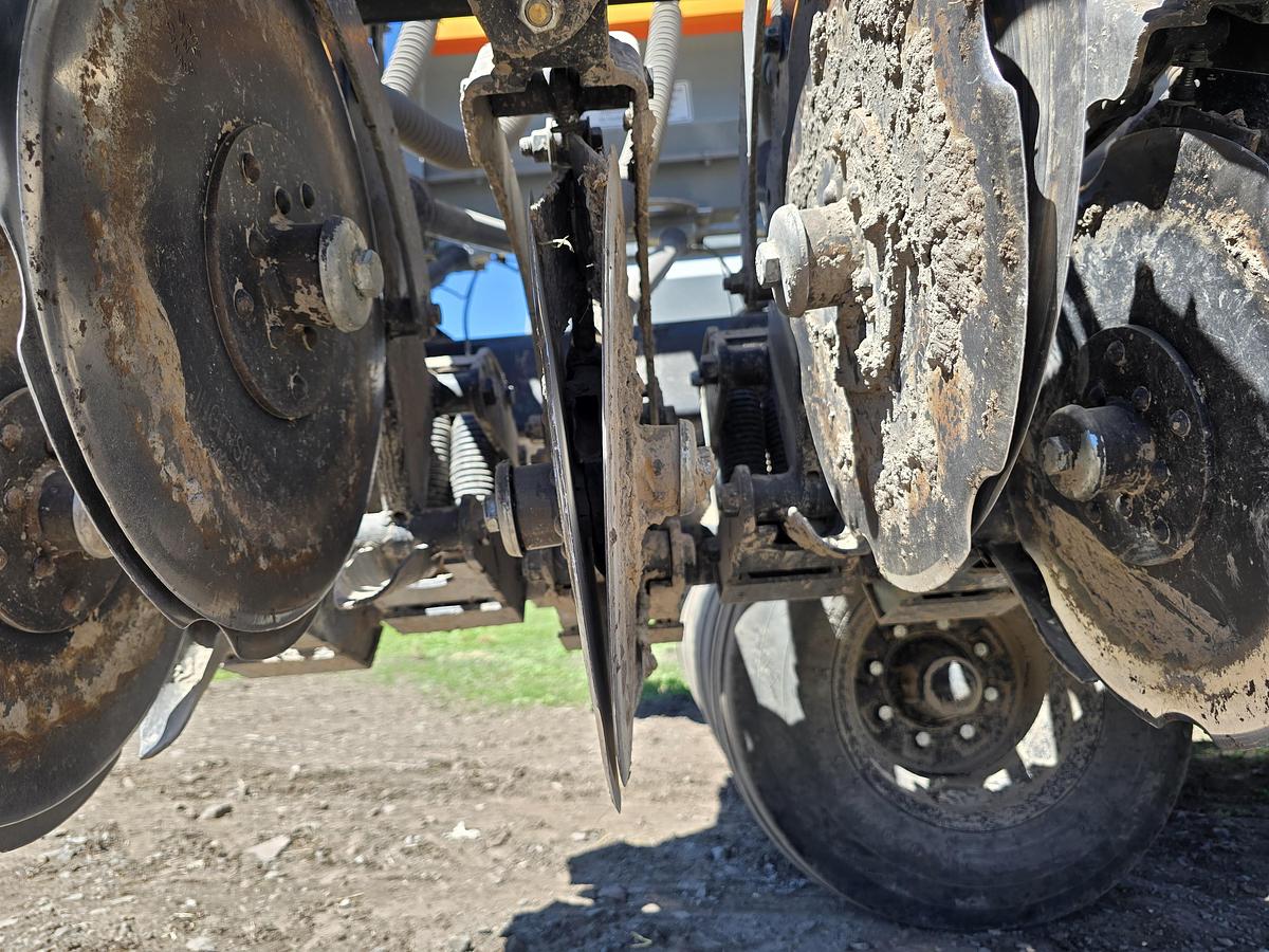 Used 2022 30' CrustBuster 4030 Grain Drill w/ Small Seed - 7.5" Spacing