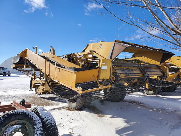 Used Double L 873 Potato Harvester