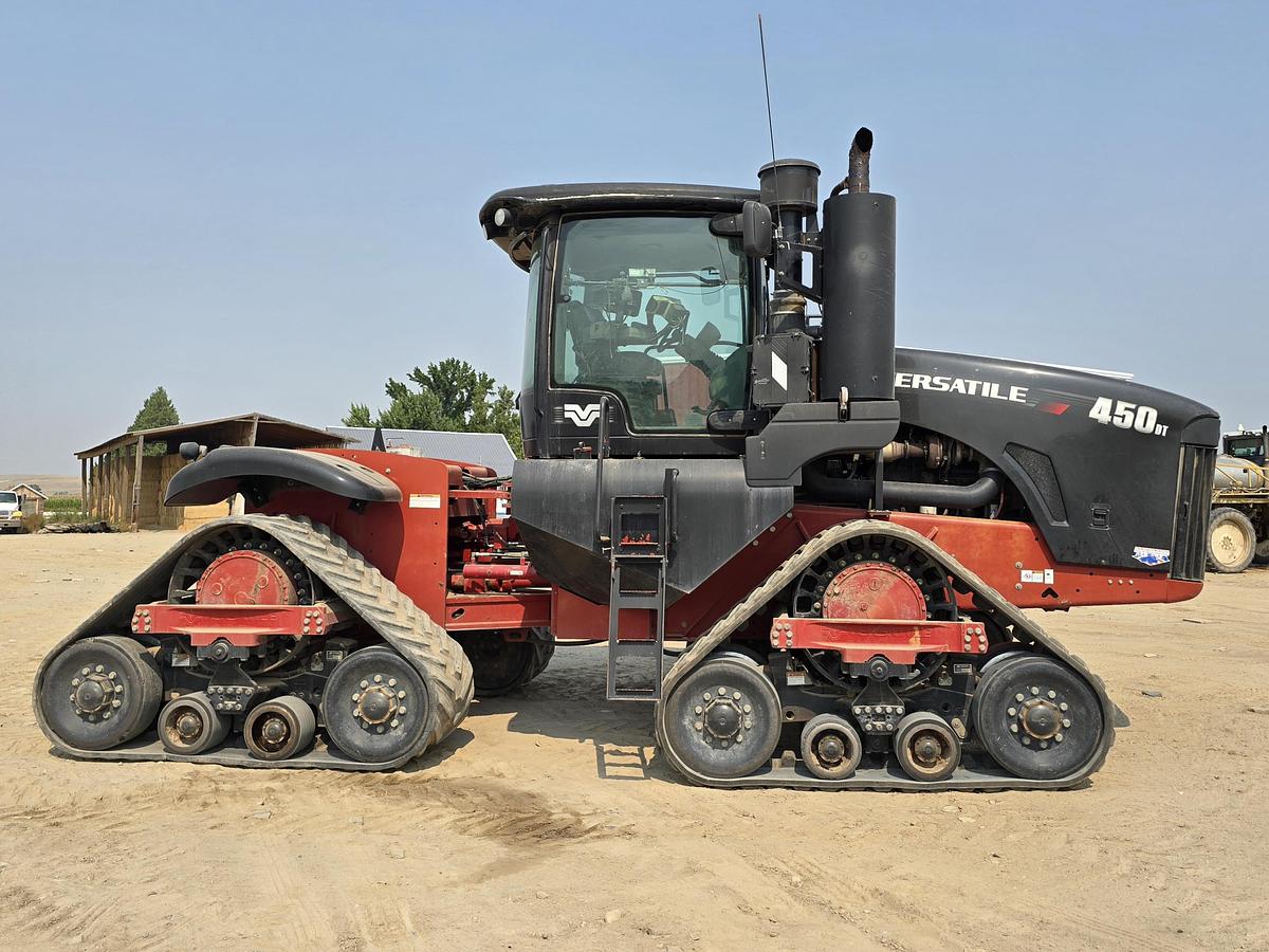 Used 2014 Versatile 450DT Tractor w/ 5000 hrs