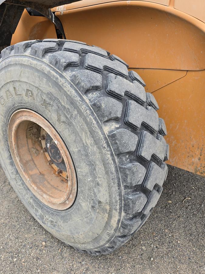 Used Case 621F XR Wheel Loader ** High Reach **
