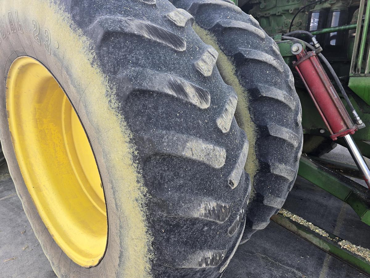 Used 1990 John Deere 8960 Tractor w/ Silage Blade