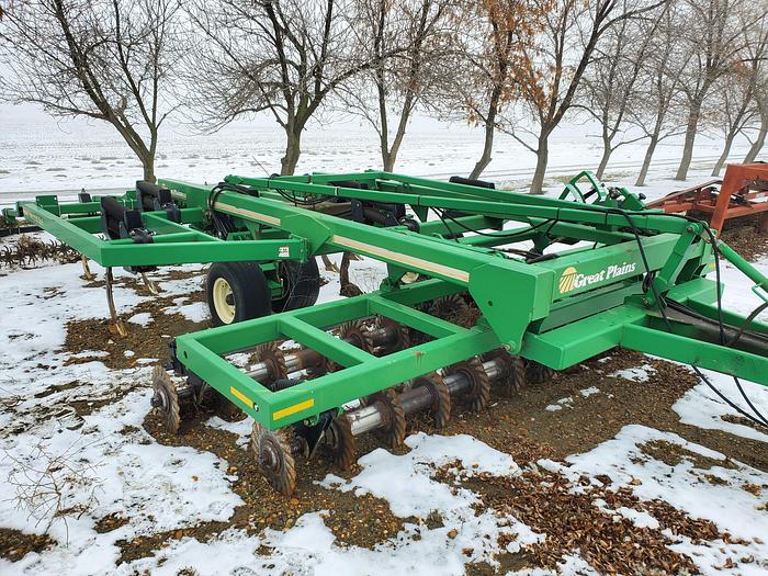Used Great Plains VT7300 Disk Ripper / Vertical-Till