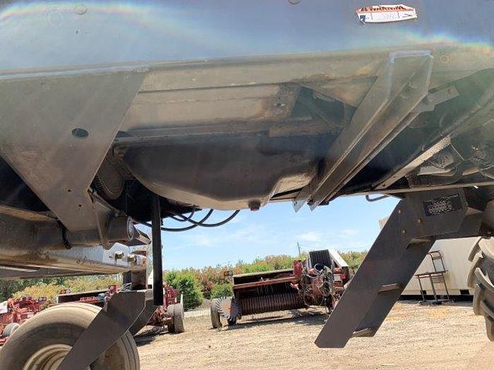 Used 2009 Massey Ferguson 9435 Windrower