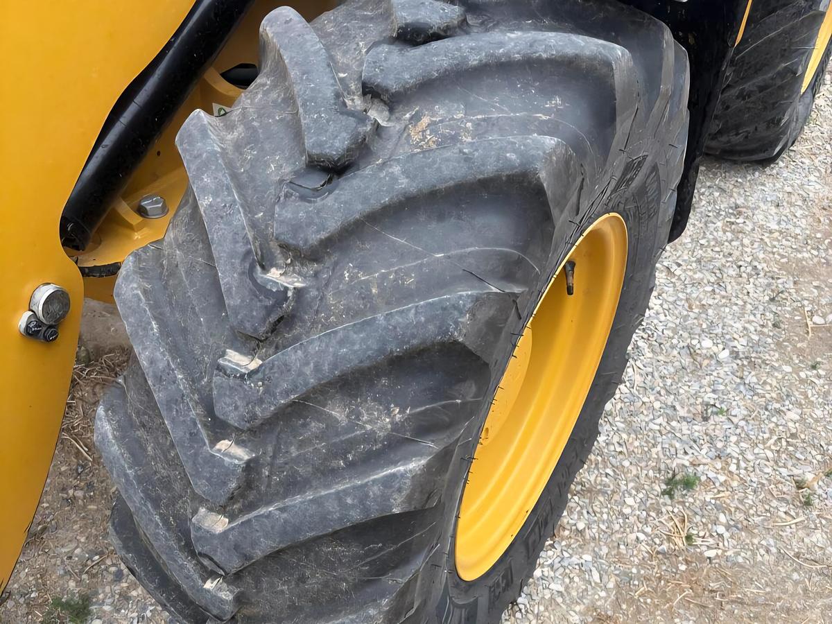 Used 2020 Caterpillar 908M Wheel Loader w/ 6600 hrs