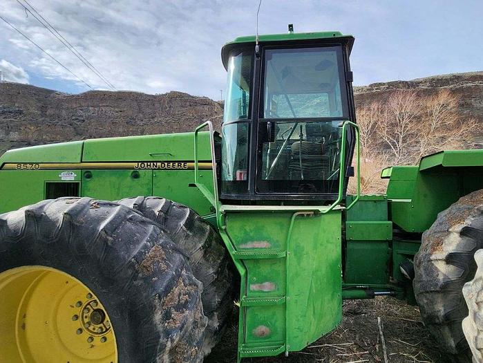 Used 1993 John Deere 8570 Tractor