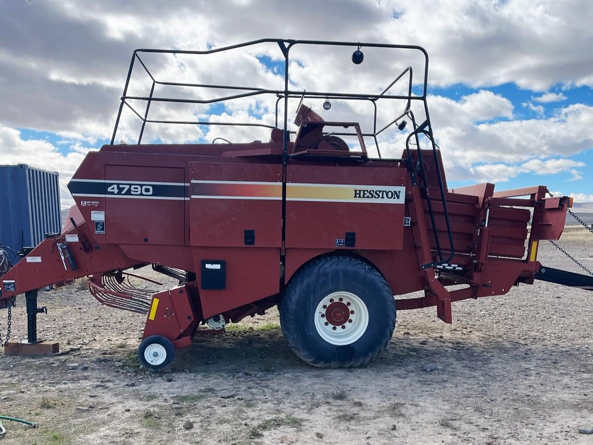 Used Hesston 4790 Baler