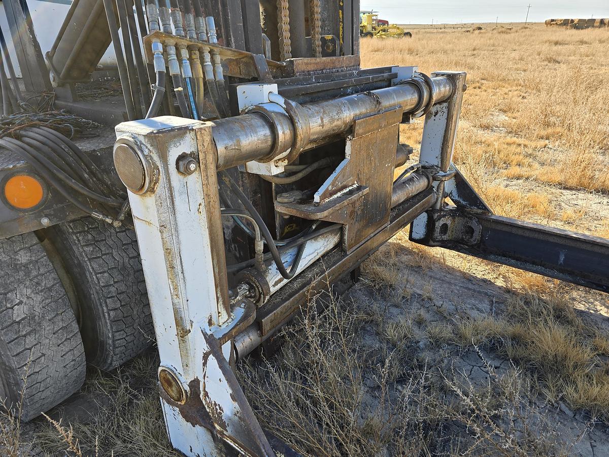 Used International Truck w/ Hay Squeeze