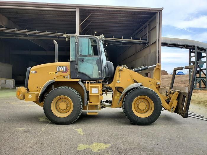 Used 2022 Caterpillar 910 Wheel Loader