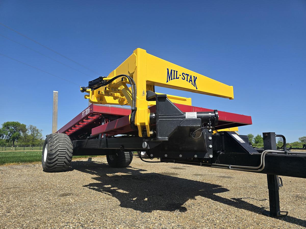 Used Mil-Stak PT/2016 Bale Stacker ** Factory Rebuilt **