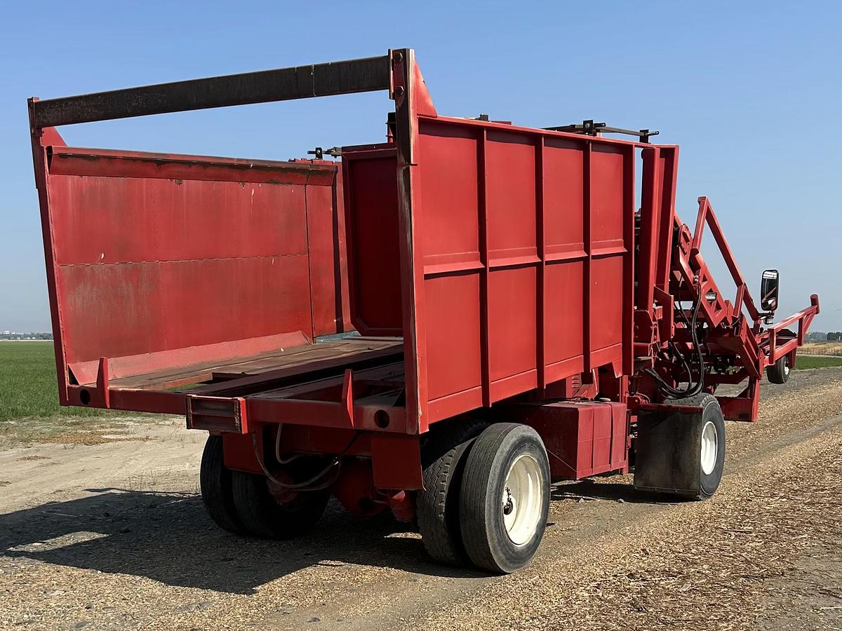 Used Freeman 5400 Bale Stacker