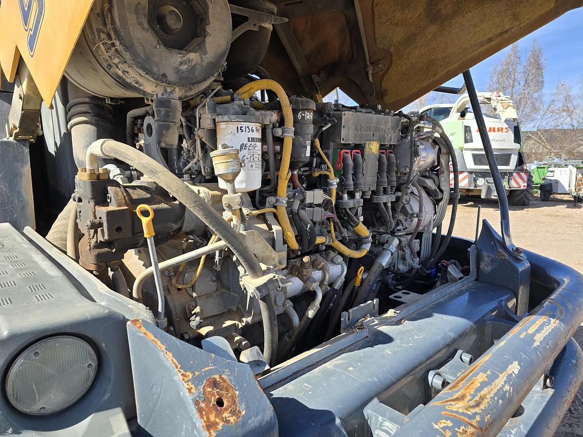 Used 2014 Liebherr L550 Wheel Loader