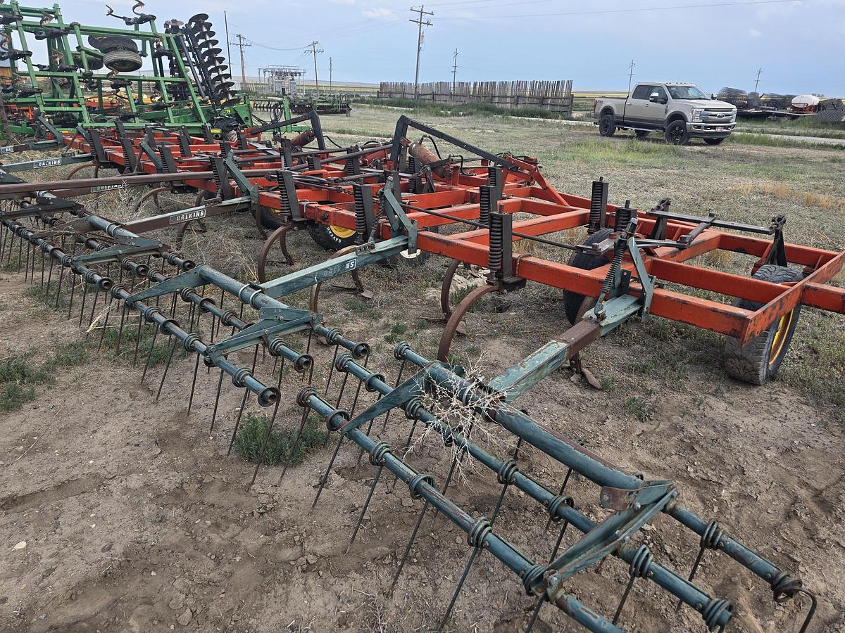 Used 30' Chisel Plow