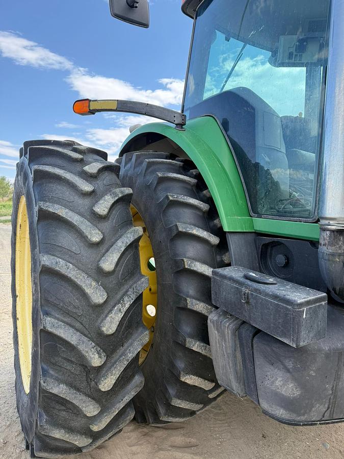 Used 2002 John Deere 8320 Tractor w/ 7500 hrs