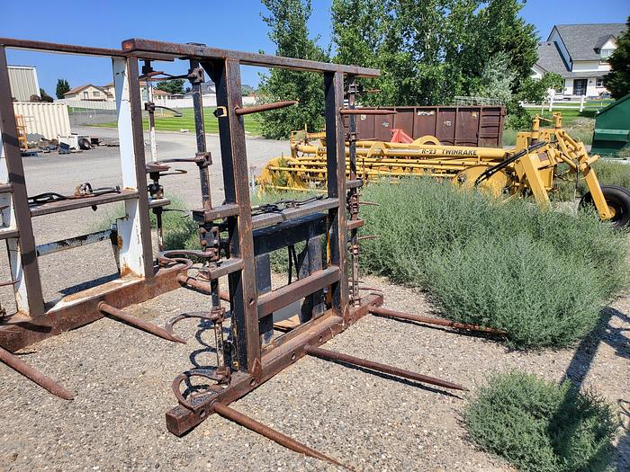 Used Bale Forks / Hay Head for Loader