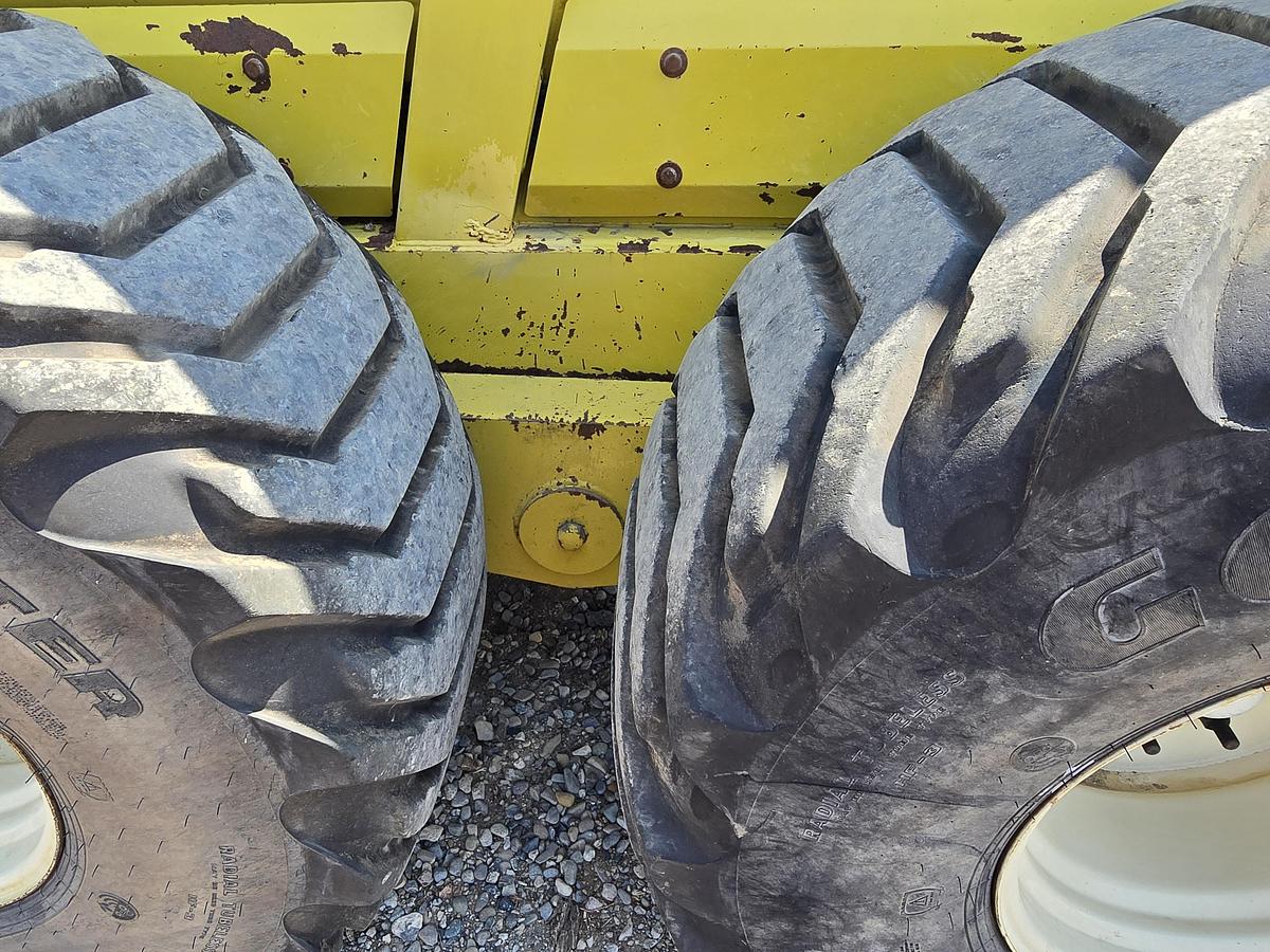 Used Degelman M34 Manure Spreader