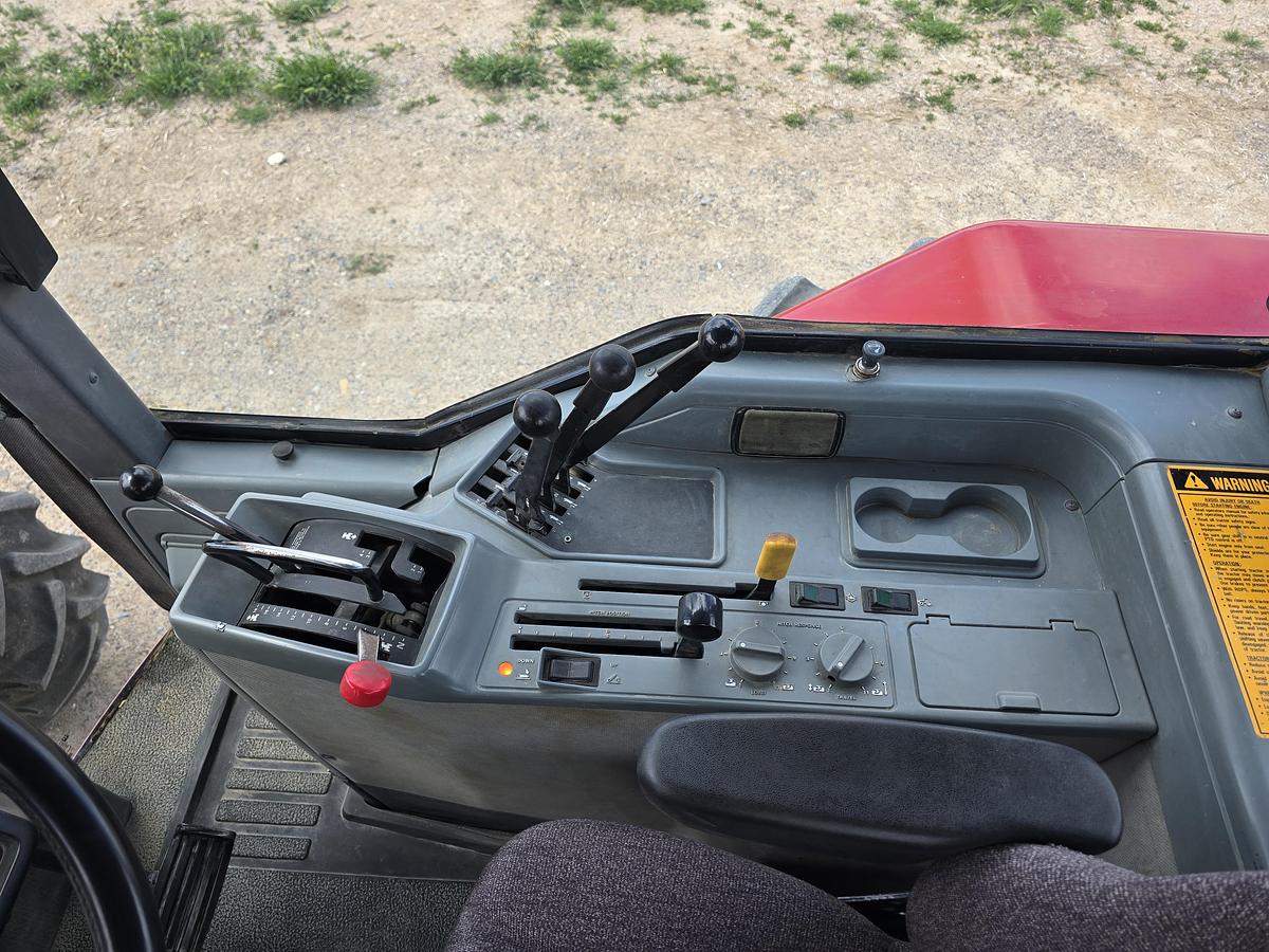 Used 1994 Case 7240 Tractor