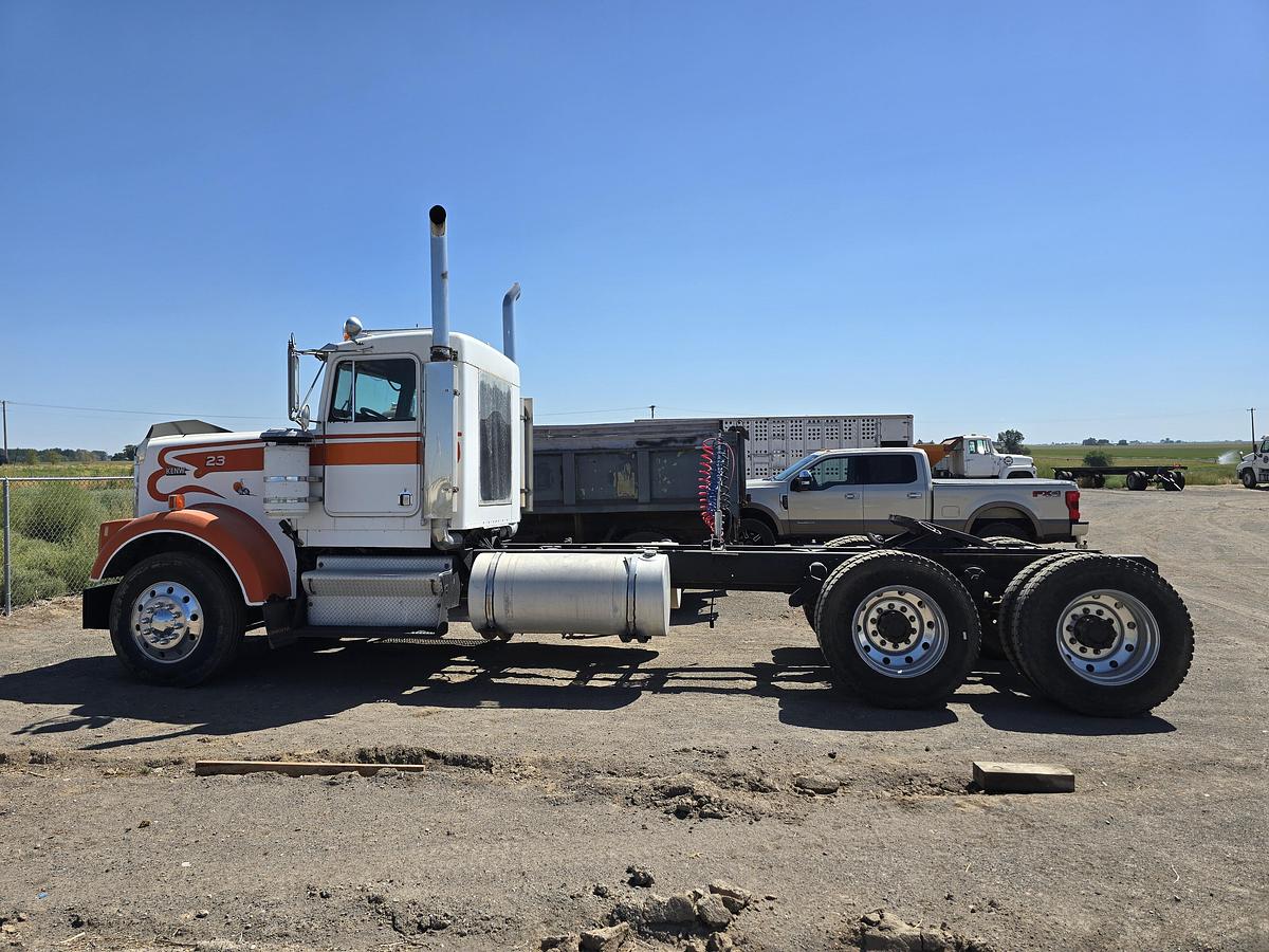 Used Kenworth W900 Truck