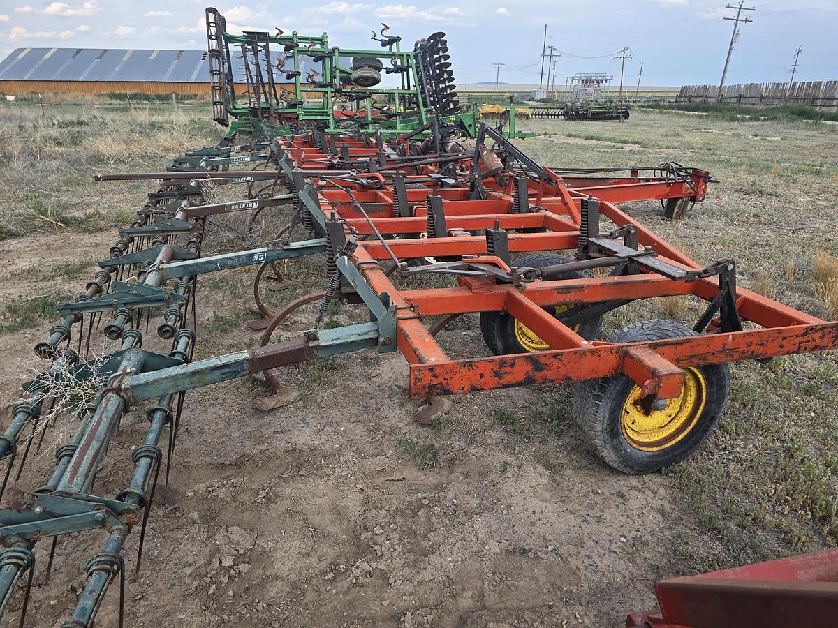 Used 30' Chisel Plow