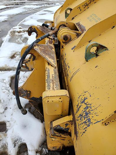 Used Dymax 4 cyd Roll-Out Bucket for Cat Wheel Loader