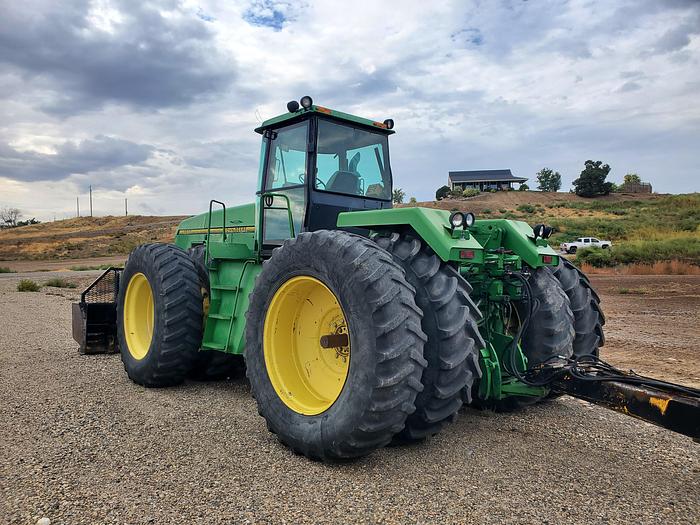 Used 1993 John Deere 8870 Tractor w/ Blade - 2000 original hrs
