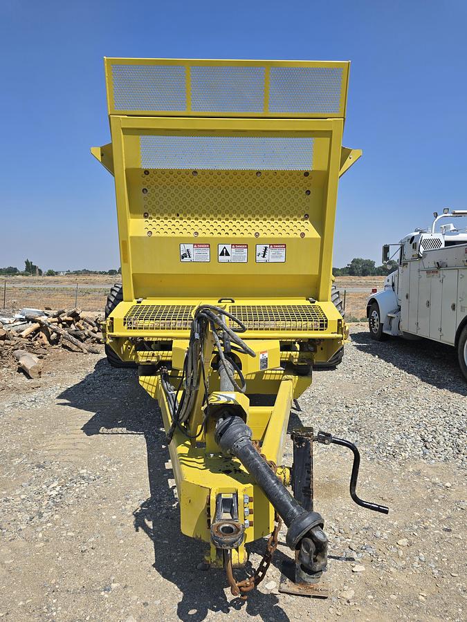 Used Degelman M34 Manure Spreader